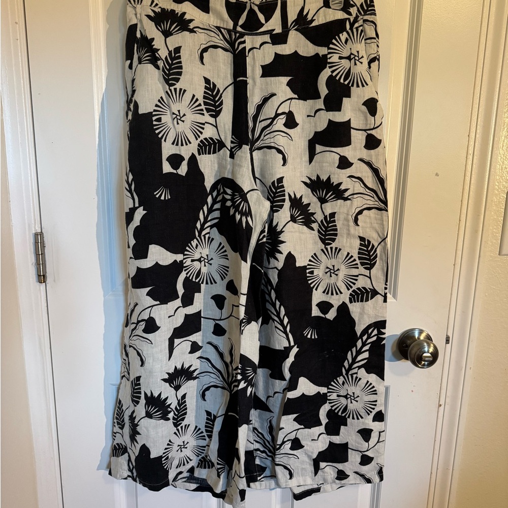 Black and White Floral Wide-Leg Pants